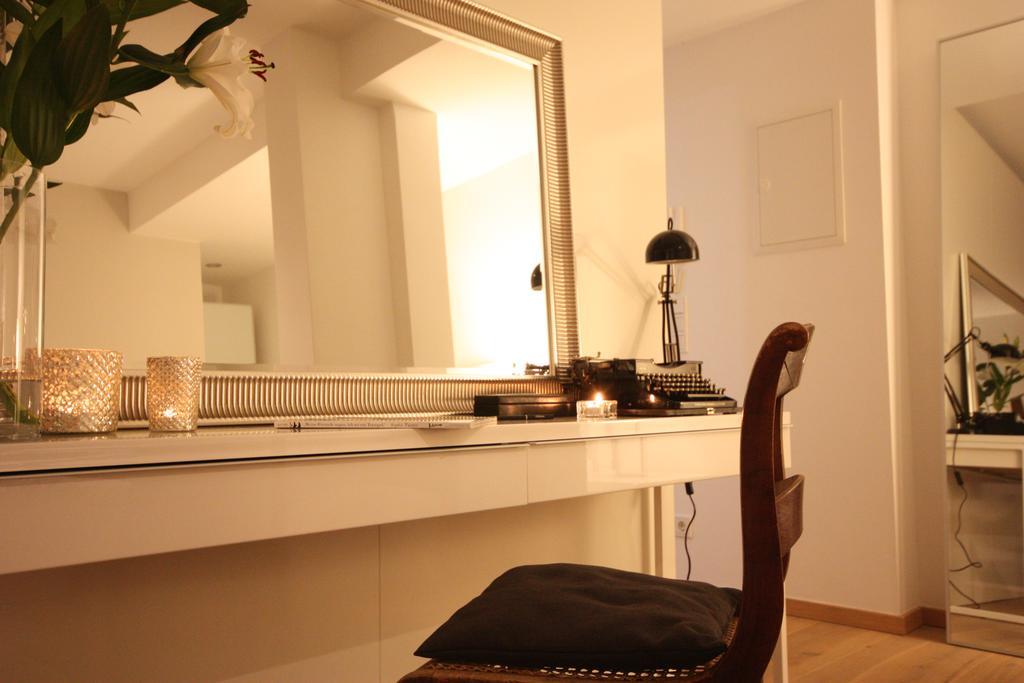 Dorya Am Ring Apartment Кьолн Стая снимка